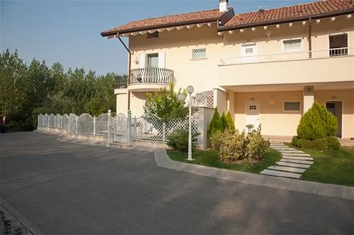 camping-sirmione-sirmione-kjgrx