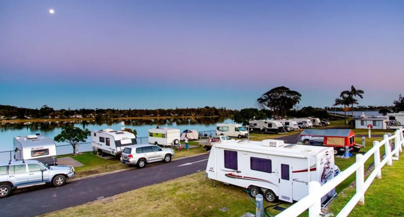 shaws-bay-holiday-park-east-ballina-pyzwo
