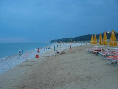 centro-vacanze-camping-spinnaker-fermo-ruphu