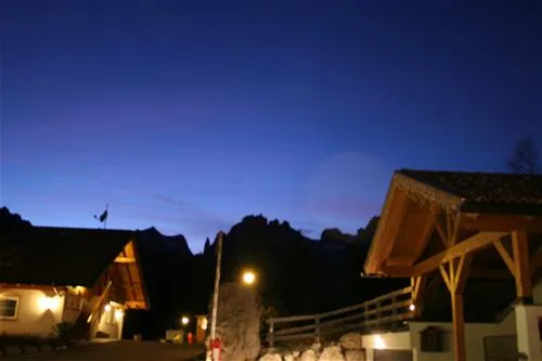 camping-vidor-pozza-di-fassa-76f8q