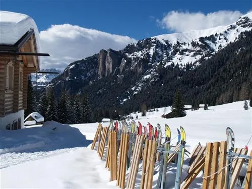 camping-vidor-pozza-di-fassa-bdmx7