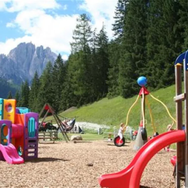 camping-vidor-pozza-di-fassa-djhqe