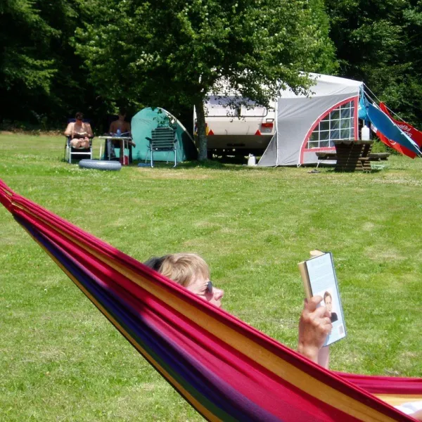 camping-la-tuilerie-hautesane-bkfan