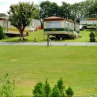 riverside-holidays-hampshire-j4pu2