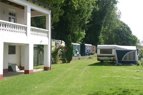 ruhrcamping-bauer-essen-y1odn