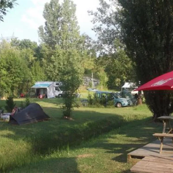 camping-le-pontillou-villamblard-qrnnp