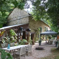 camping-naturiste-les-saules-sussac-thn5a