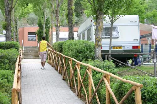 campeggio-il-poggetto-troghi-mecbe
