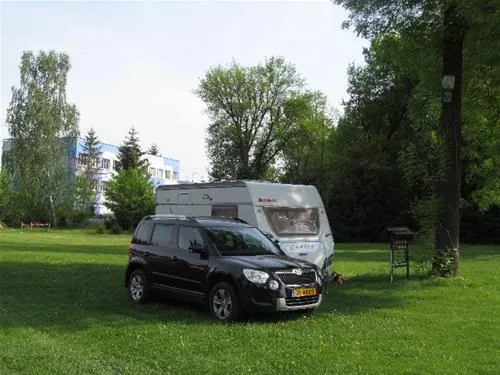 camping-duet-zamo-hkzgz
