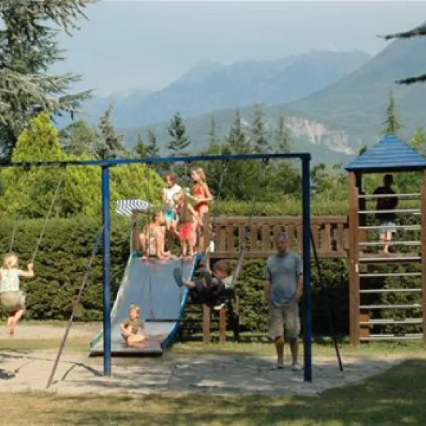 camping-due-laghi-lvico-terme-8s1we