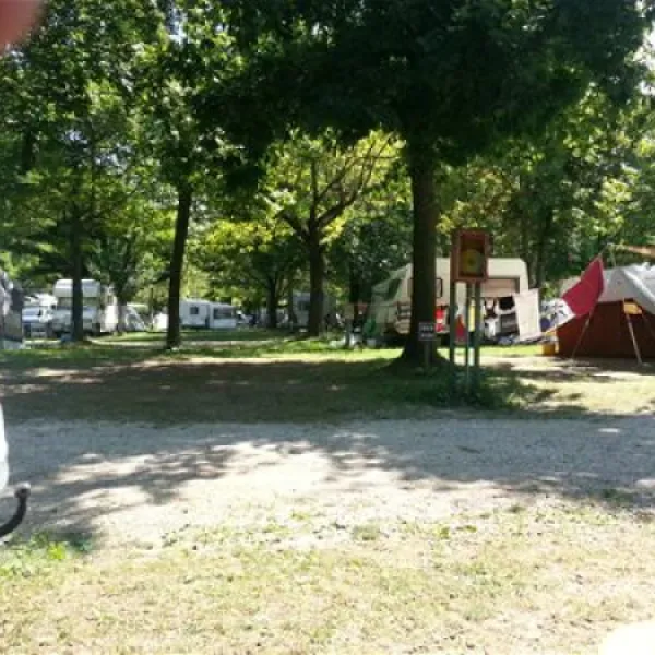 camping-due-laghi-lvico-terme-kvuxo