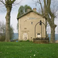 camping-municipal-la-gare-vitteaux-kbug7