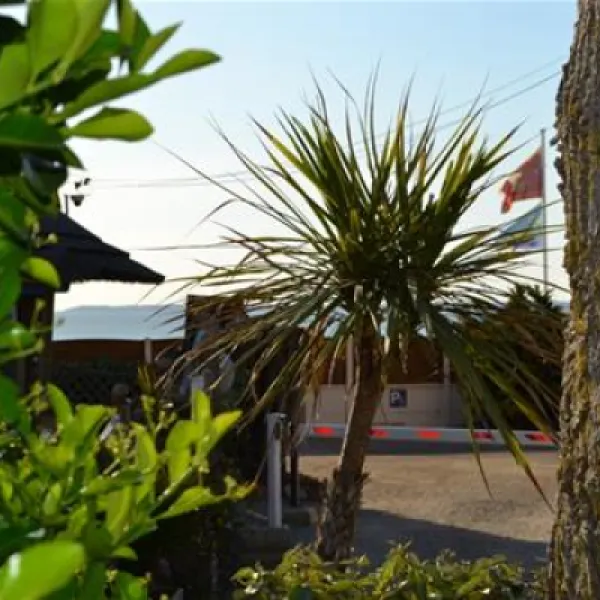 camping-du-bord-de-mer-saintmichel-chef-chef-ro8ps