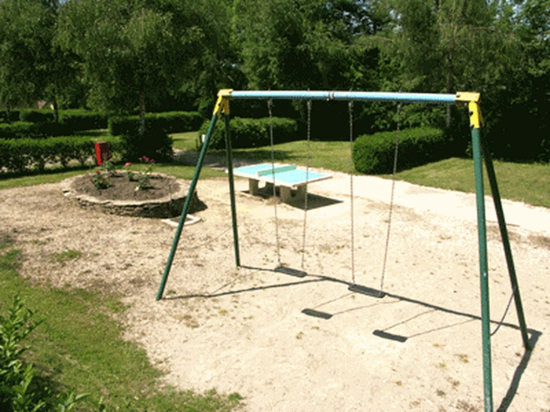 camping-le-bord-du-lac-isre-lxgsl
