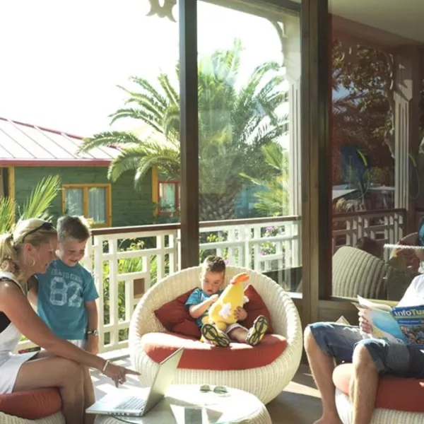 camping-la-corona-cambrils-l4uis