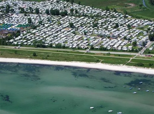 camping-hohe-leuchte-grmitzlensterstrand-powms