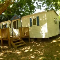 parc-camping-le-peyrolais-st-julien-de-peyrolas-y4y7y