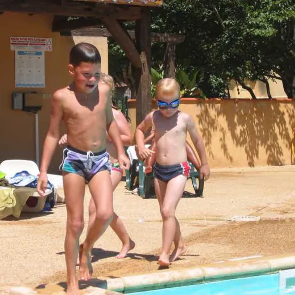 camping-le-perpetuum-domme-mib4w