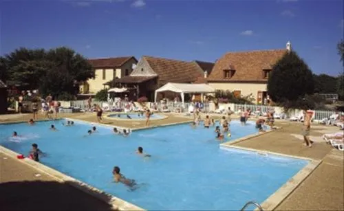 camping-le-perpetuum-domme-safxc