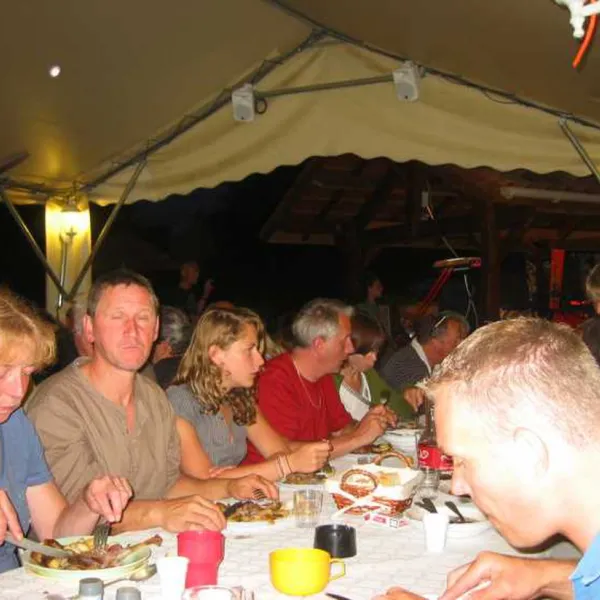 camping-le-perpetuum-domme-ugrgv