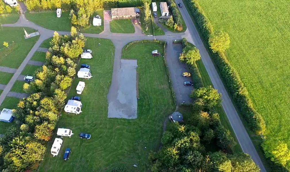 greenhill-farm-cc-leisure-park-bletchingdon-lnxci