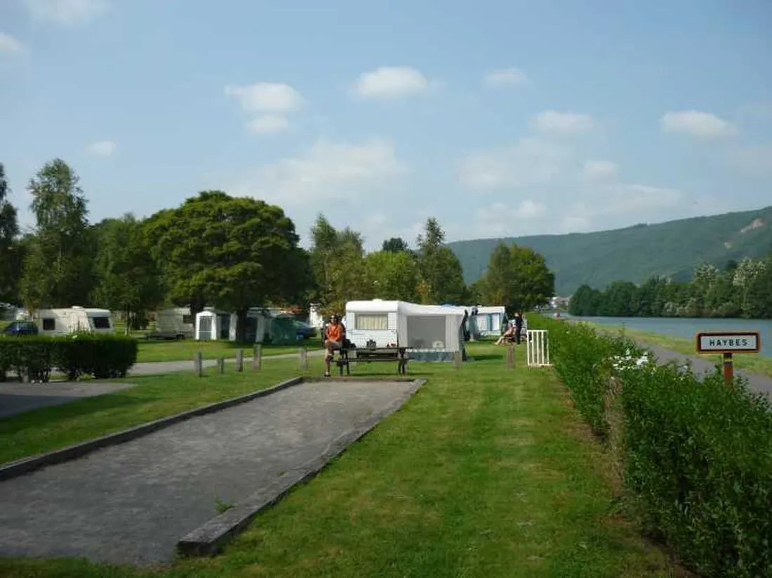 camping-le-saint-louis-haybes-hhyyk