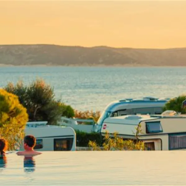 camping-krk-krk-dt9he