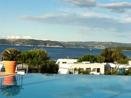 camping-krk-krk-fylt6