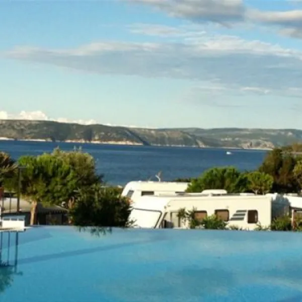 camping-krk-krk-fylt6