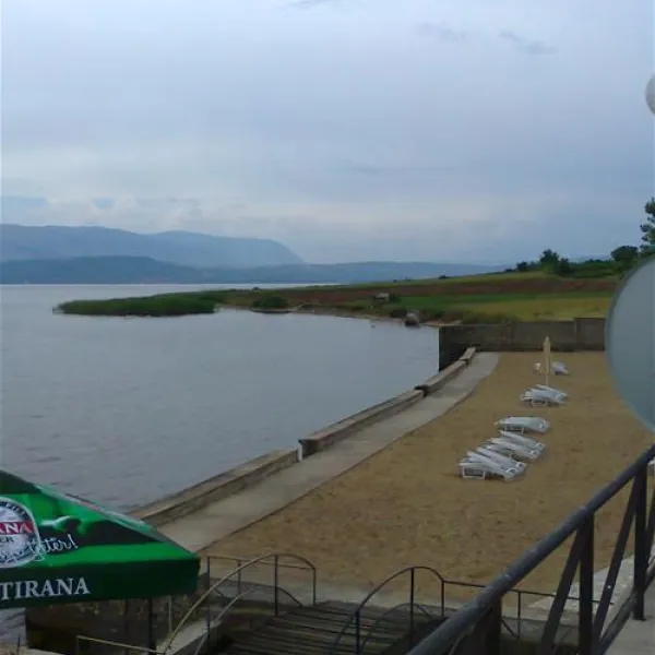camping-peshku-pogradec-cqunz