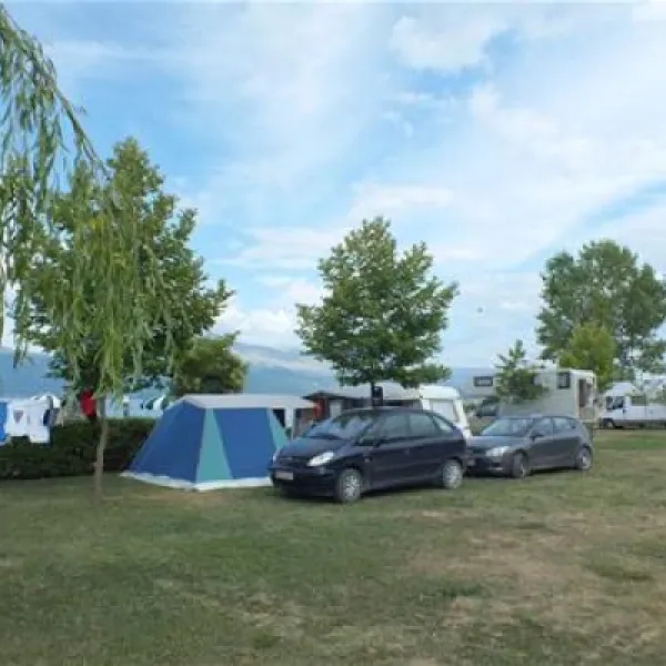 camping-peshku-pogradec-czyuo