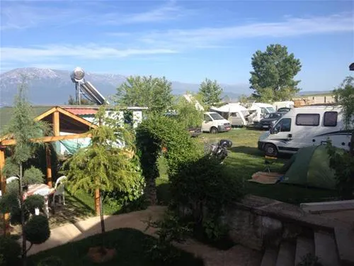 camping-peshku-pogradec-gmfmt