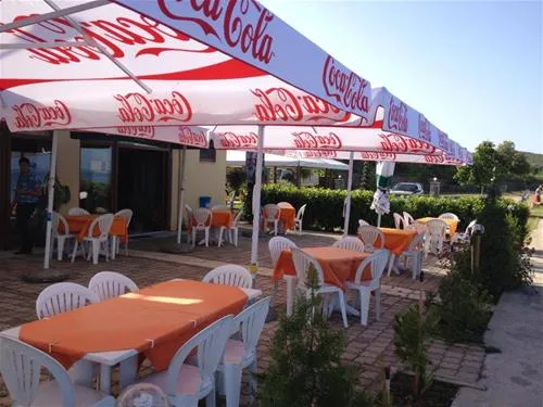 camping-peshku-pogradec-kdq6v