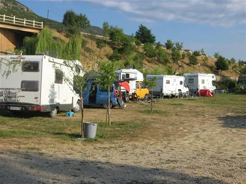camping-peshku-pogradec-o1gad