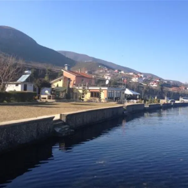 camping-peshku-pogradec-uxwcz