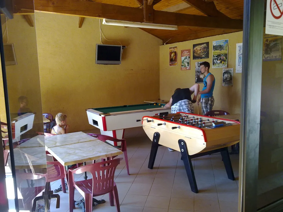 camping-pech-de-caumont-cnac-st-julien-exno1