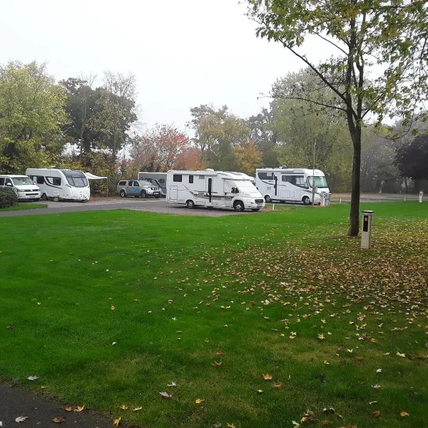 old-manor-caravan-park-huntingdon-junsc