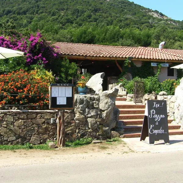 camping-u-pirellu-porto-vecchio-y6z3i