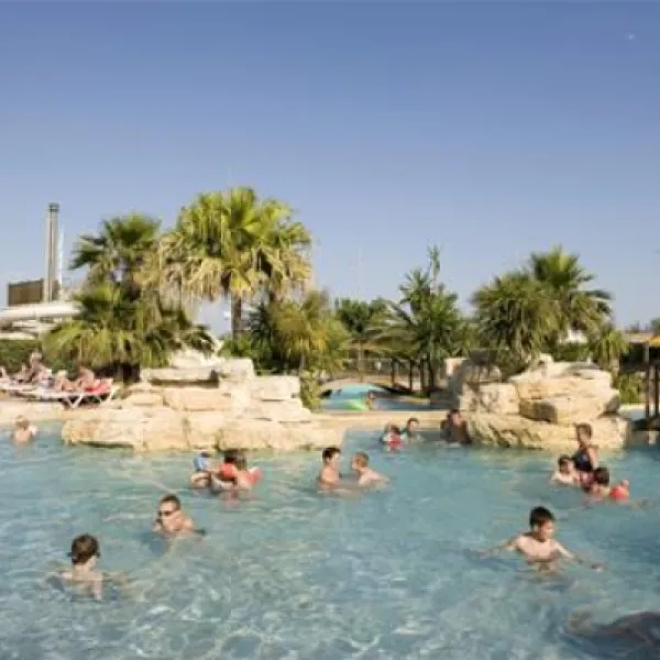 camping-le-petit-mousse-vias-plage-8owxw