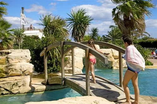 camping-le-petit-mousse-vias-plage-tu9cf