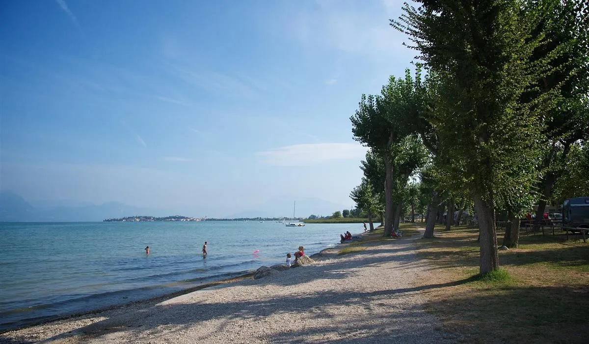 campeggio-san-francesco-desenzano-del-garda-u3h5d