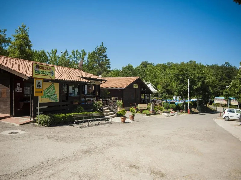 camping-village-mugello-verde-scarperia-e-san-piero-zgvko