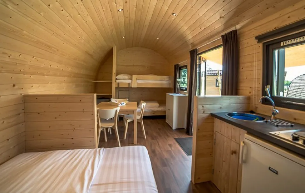campingplatz-amici-lodges-wassenbergeffeld-fy8px