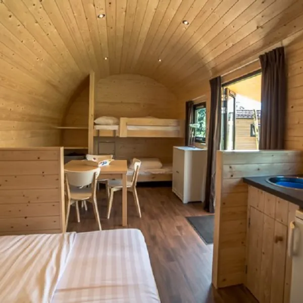 campingplatz-amici-lodges-wassenbergeffeld-fy8px