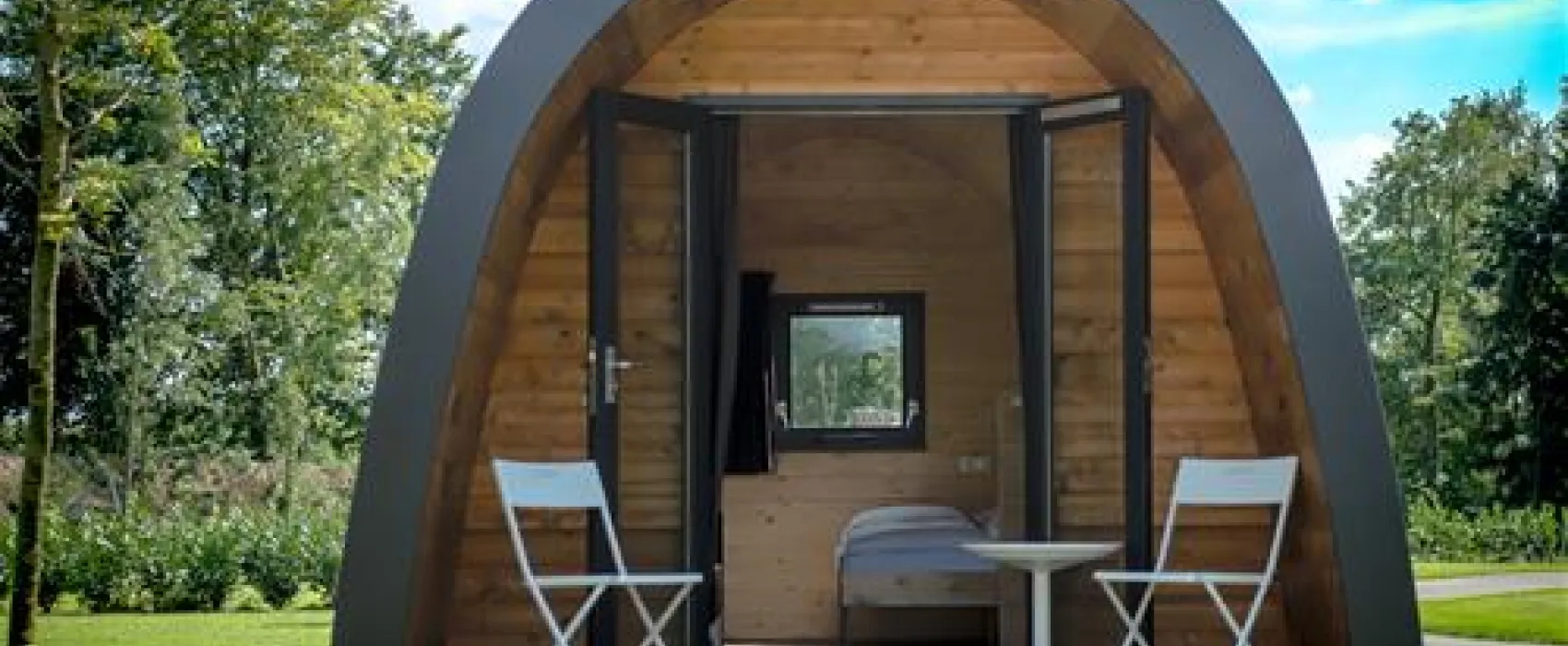 Amici Lodges