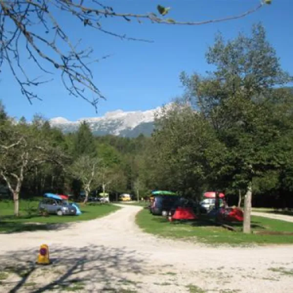camp-liza-bovec-tkaiv