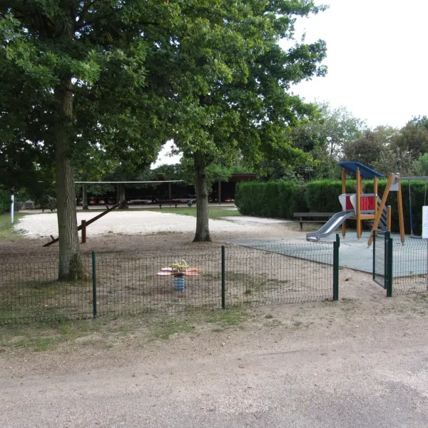 camping-municipal-de-pierre-le-sault-bagneaux-sur-loing-wjqkb