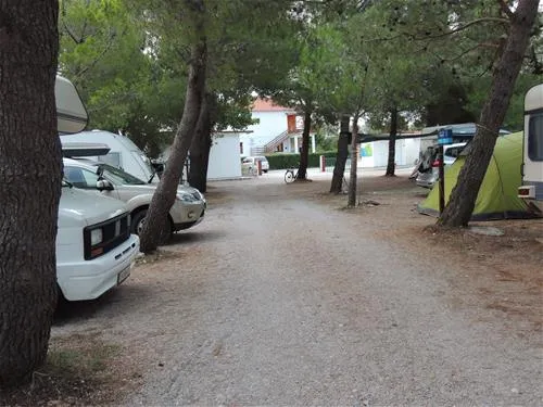 autocamp-pisak-seline-rxdke
