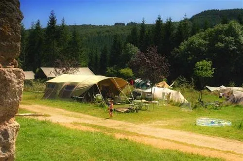 domaine-la-chabanne-chtelmontagne-za8ua