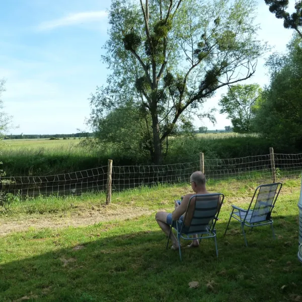 camping-municipal-les-mottes-ervy-le-chatel-ub4ca